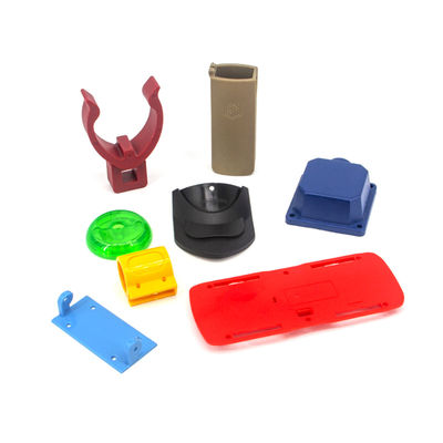 Formule d'injection en plastique couleur personnalisée pour les pièces d'intérieur automobiles et la production