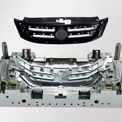 Moule d'injection plastique de haute précision pour pare-chocs de voiture avec matériau de moule P20/718/738/NAK80/S136 et longue durée de vie