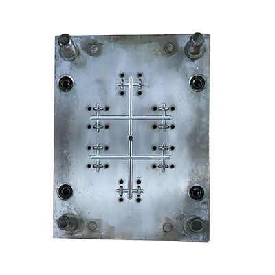 Moulage par injection de tuyaux en plastique de haute précision pour la production de masse de raccords de tuyaux d'approvisionnement en eau et de drainage