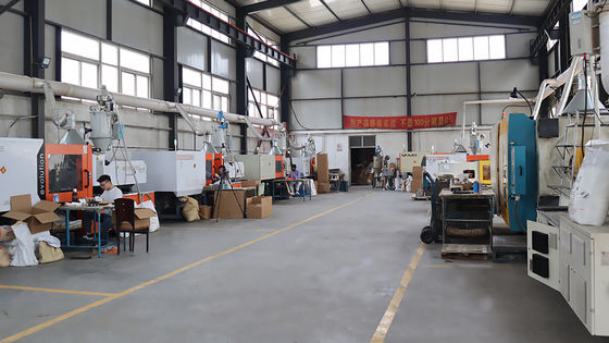 Fabricant de moules de pièces en caoutchouc sur mesure, professionnel et expérimenté avec une tolérance de 0,01 mm