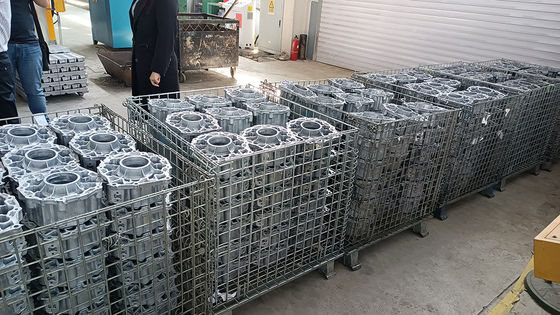 Motifs de moulage sous pression en aluminium pour les besoins industriels de l'automobile JLS Base de moulage OEM/ODM Acceptable