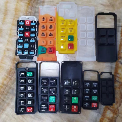 Clavier en caoutchouc de silicone sur mesure pour télécommande 32 ans d'expérience Logo personnalisé disponible