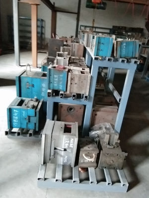 Personnalisation de haut niveau des pièces de moulage par injection en aluminium pour la ligne de production de moules pour véhicules