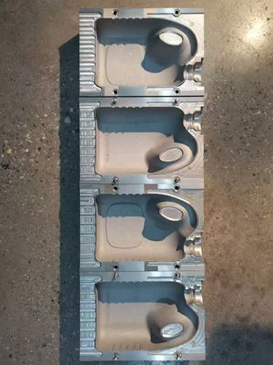 Plâtre en plastique pour les bouteilles d'eau minérale et de vin