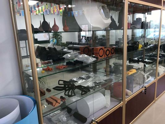 Produits en plastique sur mesure fabriqués à l'aide de la technologie de polissage/texturation par injection P20/718/738/NAK80/S136 Matériau de moulage