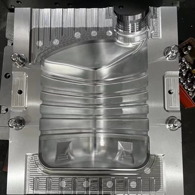 Réservoir de gaz/carburant en plastique de forme spéciale fabriqué par un service professionnel de traitement de moulage pour HDPE/LDPE/PP