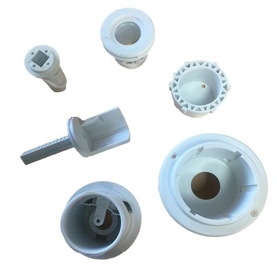 Pièce d'injection plastique personnalisée pour boîtier d'interrupteur en plastique avec matériau en polycarbonate et couleurs personnalisées pour applications industrielles