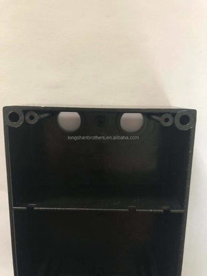 Service de moulage par injection personnalisé de matériaux en caoutchouc pour divers produits et pièces en plastique