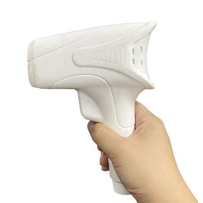 Moule d'injection plastique personnalisé pour moulage PVC avec traitement de surface de haute qualité et polissage