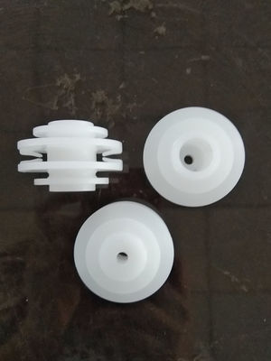 32 ans d'expérience dans la fabrication de moules d'injection de plastique sur mesure avec conception et échantillons libres