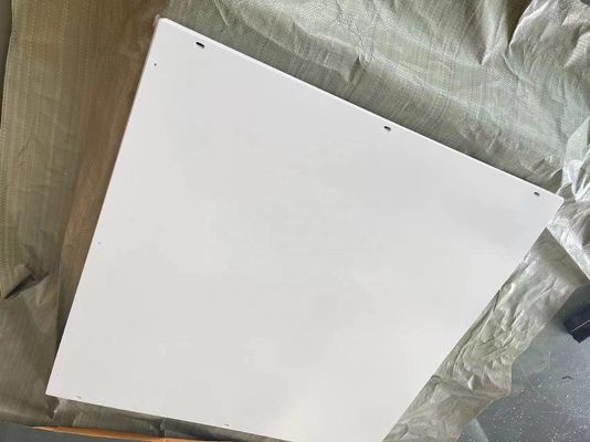 Service de coupe sur mesure pour les panneaux de décoration en plastique ABS/acrylique/PP/PET/polycarbonate/HDPE