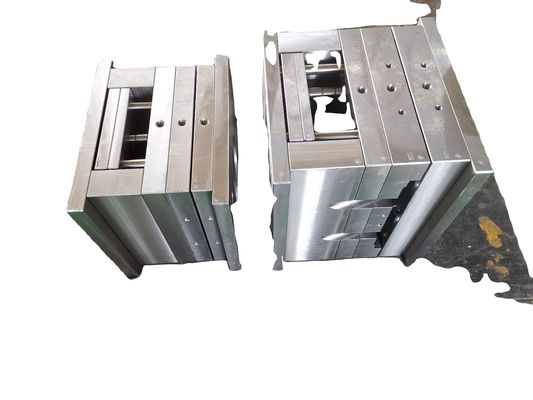 Moulures de moulage par soufflage en plastique pour la conception et la personnalisation de produits en plastique