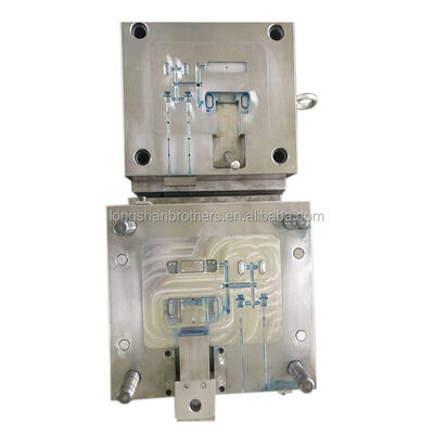 Moulage par injection de précision pour boîtier d'instrument de mesure