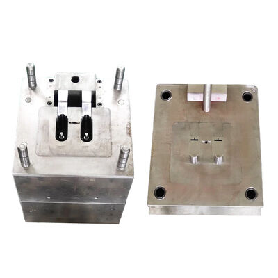 Rongde Mould personnalisé PP accessoires automobiles fournisseur de moules à injection en plastique 33 ans d'expérience riche fabricant de moules à injection